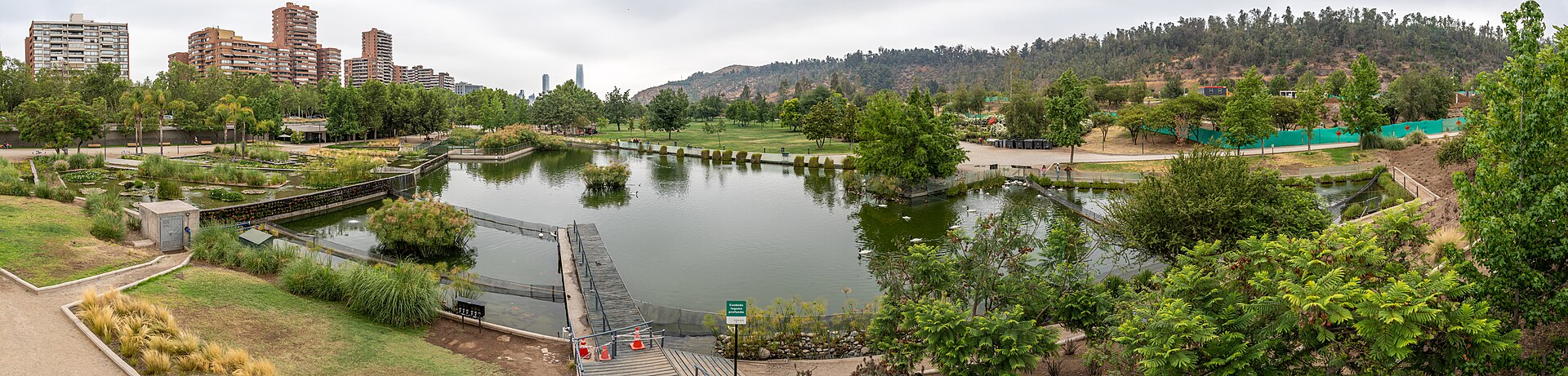 Lagunas artificiales – Parque Bicentenario