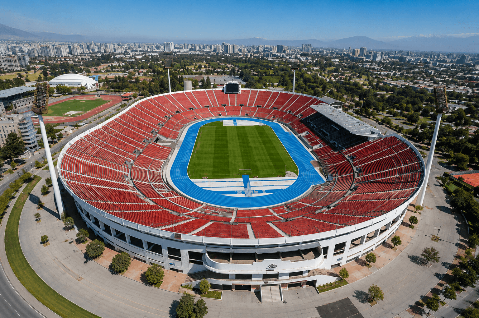 Estadio Nacional Julio Martínez Prádanos